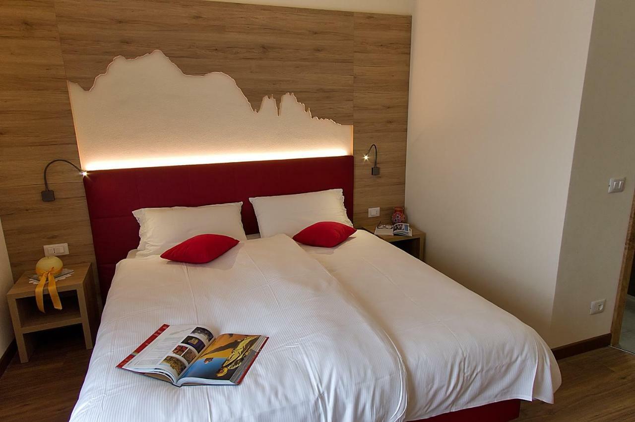 ヴァッターロ Botton D'Oro Delle Dolomiti Bed & Breakfast エクステリア 写真